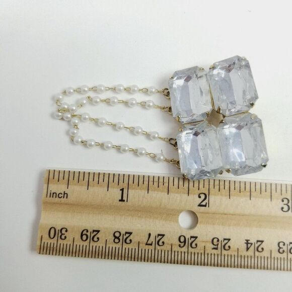 Vintage Square Rhinestone Cluster Brooch with Faux Pearl Swag, Regal Lapel Pin - Picture 5 of 7